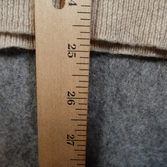 C by Bloomingdales Sweater Womens Small Cashmere Crew Neck Luxe Luxury Tan Soft - Picture 7 of 8